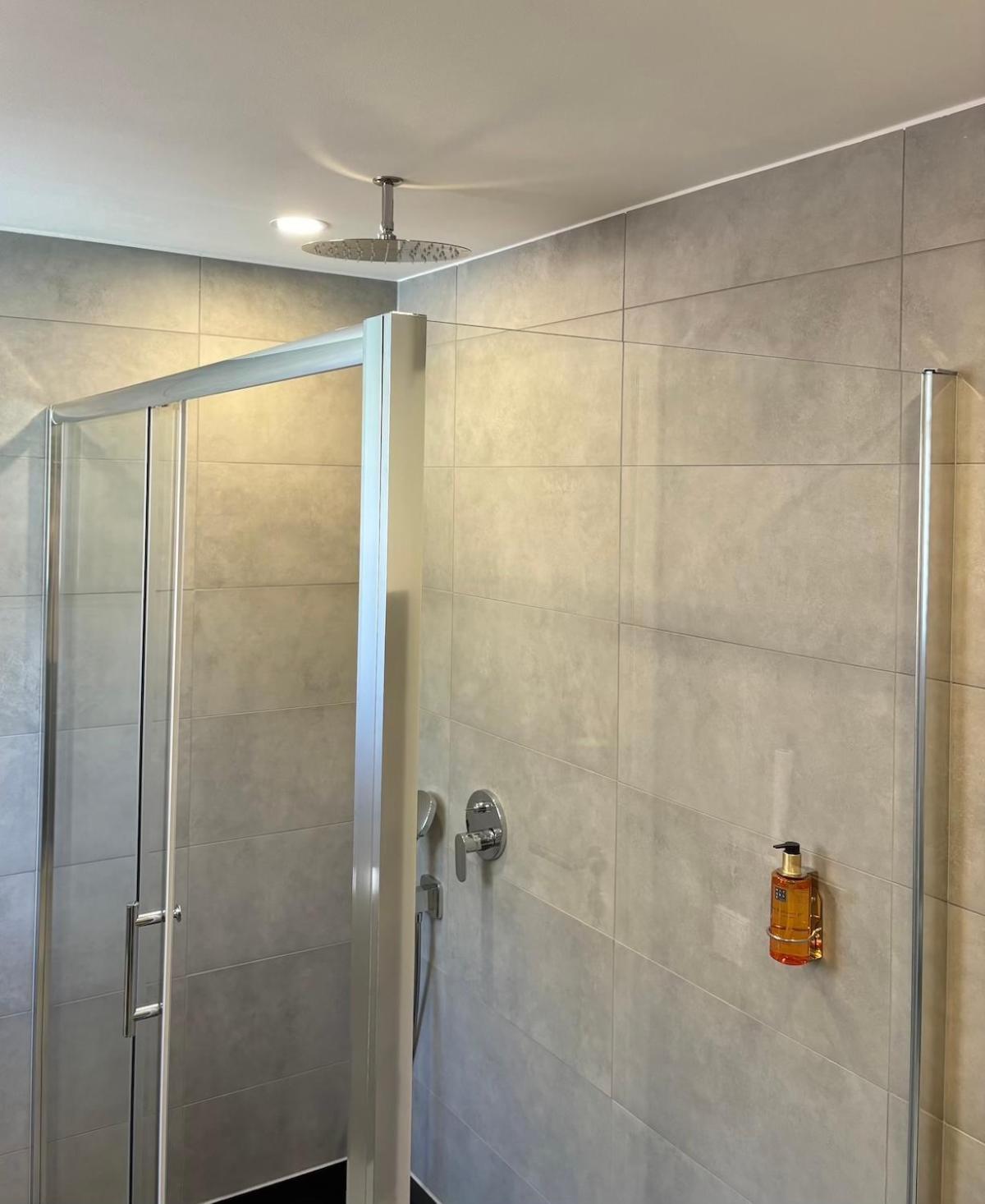 Gesamte Wohnung, Kueche, Parkplatz, Terrasse Bad Bellingen Εξωτερικό φωτογραφία